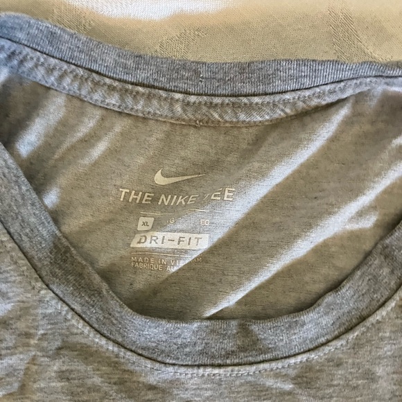 Nike Heather Gray Dri-FIT Tee - Picture 3 of 3